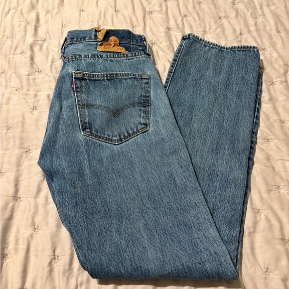 Levi's 501s Men's Blue Jeans size 31W 32L - Picture 2 of 8